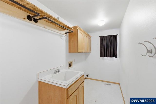 425 Timber St SE, Albany, OR 97322