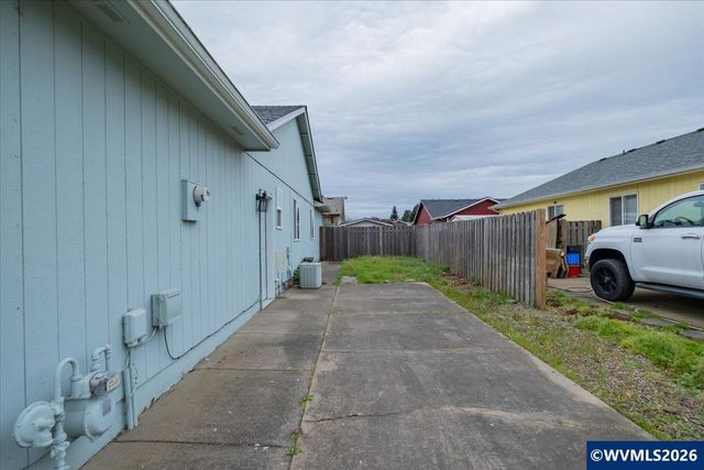 425 Timber St SE, Albany, OR 97322