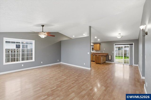 425 Timber St SE, Albany, OR 97322