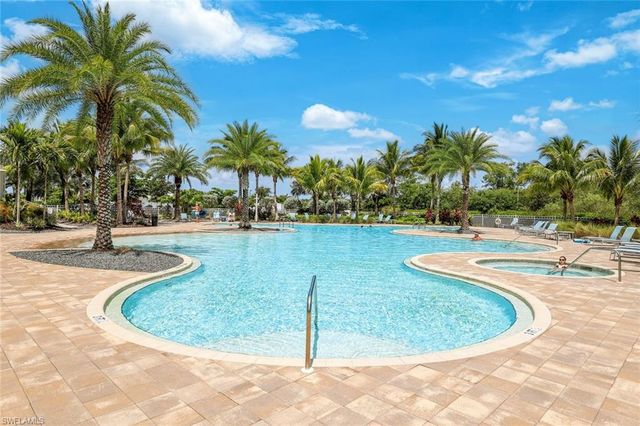 28105 Captiva Shell Loop, Bonita Springs, FL 34135