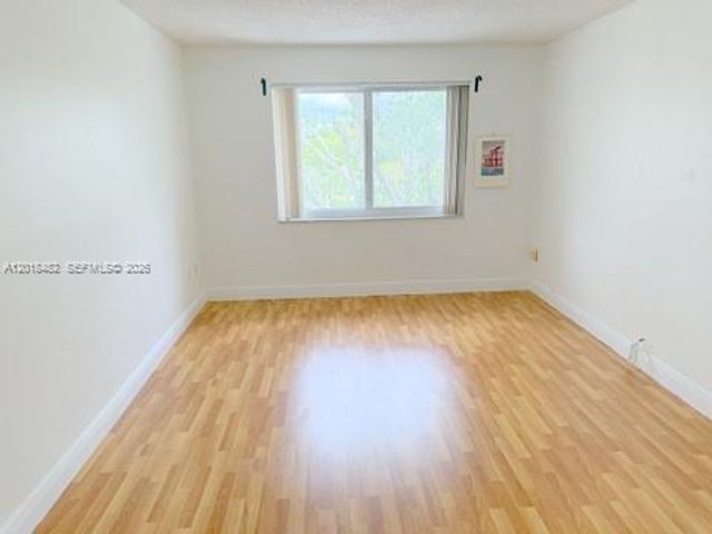 7815 Camino Real i417, Miami, FL 33143