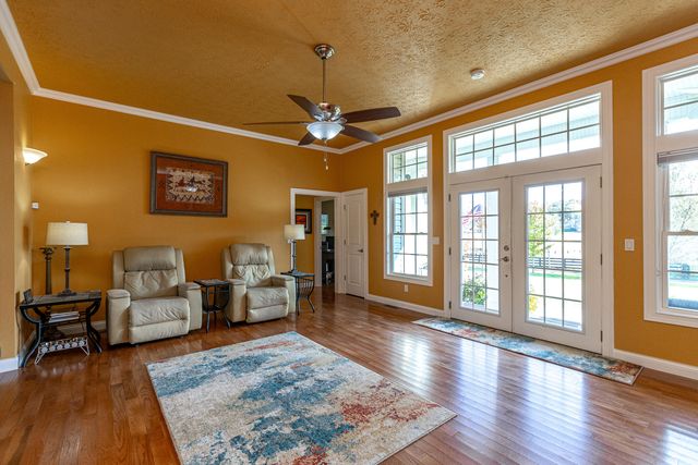 40 Rebel Yell, Somerset, KY 42503