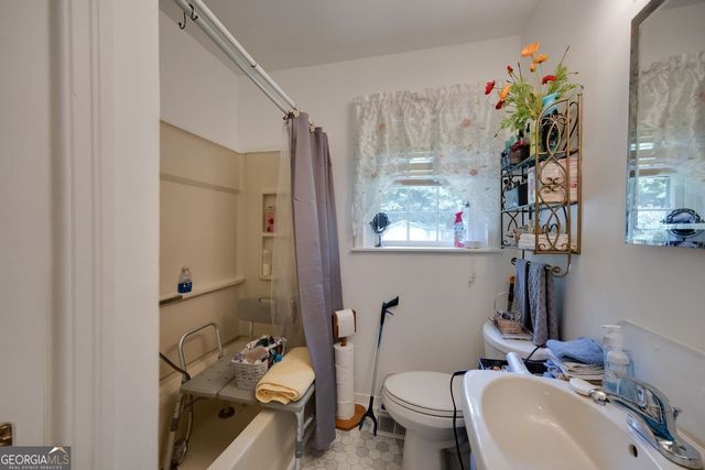 2421 Maner Road SE, Atlanta, GA 30339