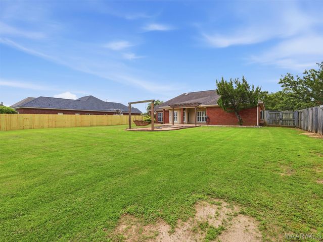 9573 Lochworth Court, Pike Road, AL 36064