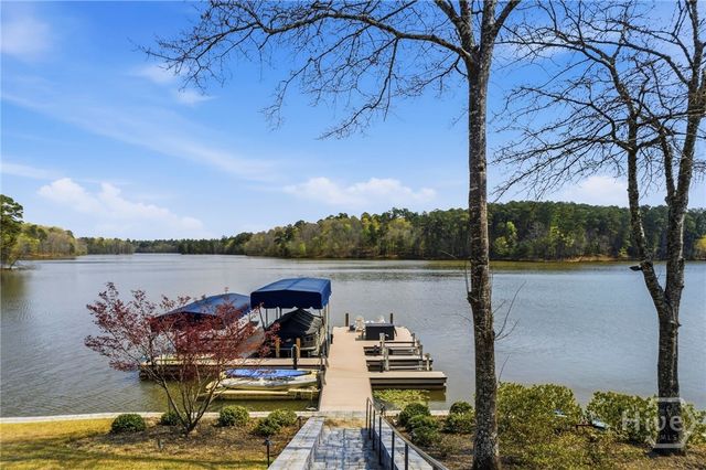 1060 Ridge Grove Court, Greensboro, GA 30642