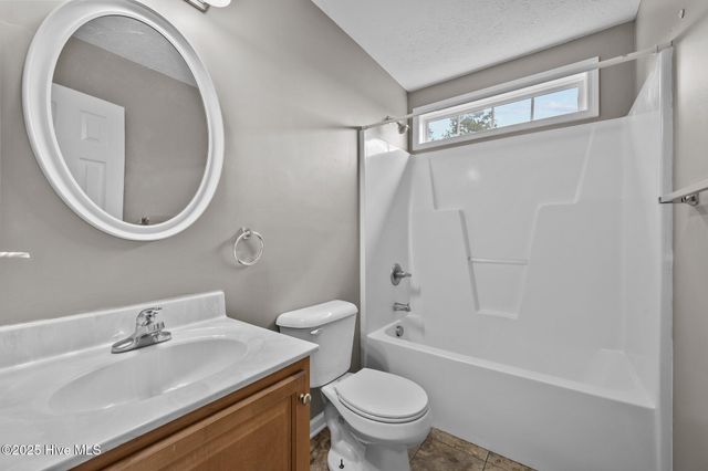 207 Jasmine Lane, Jacksonville, NC 28546