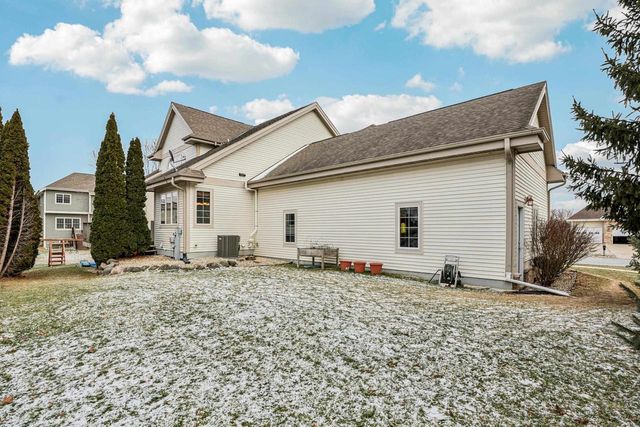 1205 Bongard Drive, Waunakee, WI 53597