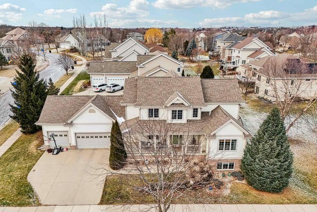 1205 Bongard Drive, Waunakee, WI 53597