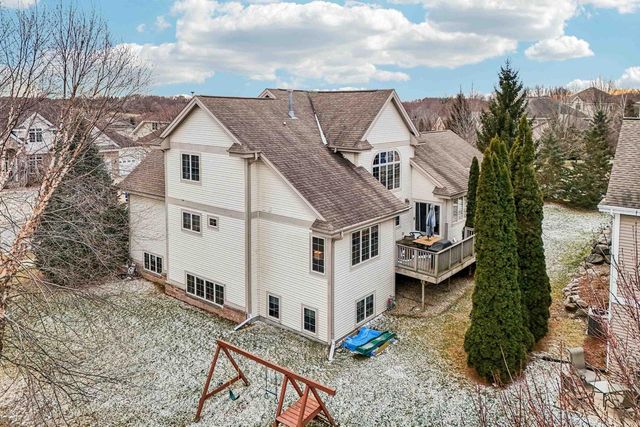 1205 Bongard Drive, Waunakee, WI 53597