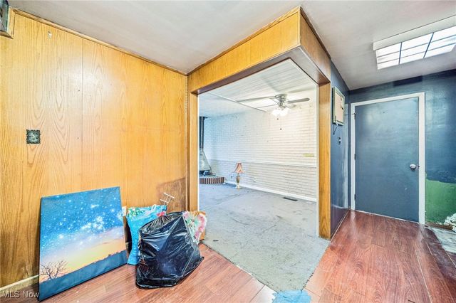 3363 Bailey Road, Cuyahoga Falls, OH 44221