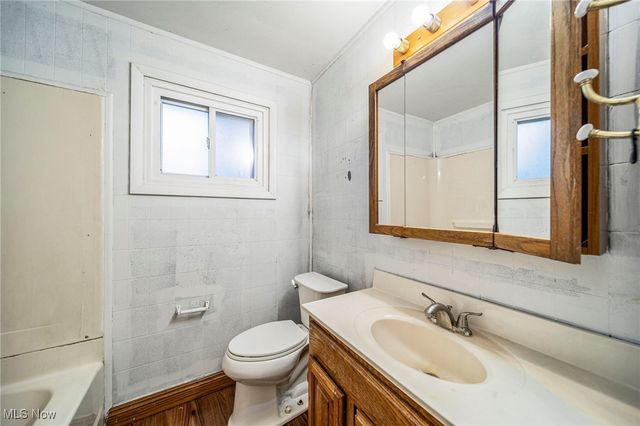 3363 Bailey Road, Cuyahoga Falls, OH 44221