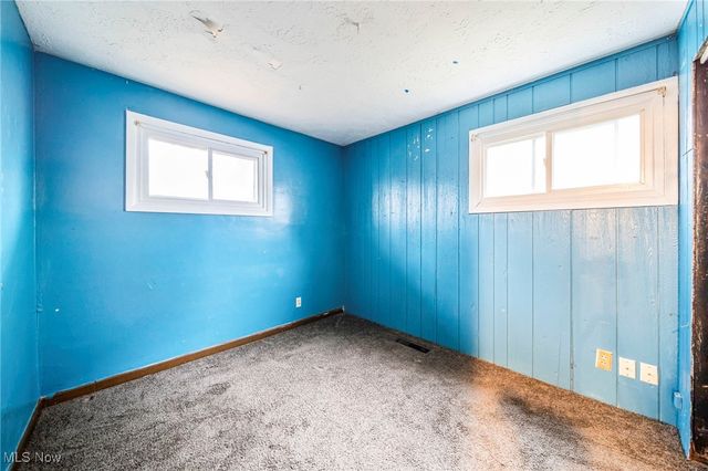 3363 Bailey Road, Cuyahoga Falls, OH 44221