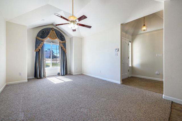 16673 La Canada Road, Madera, CA 93636