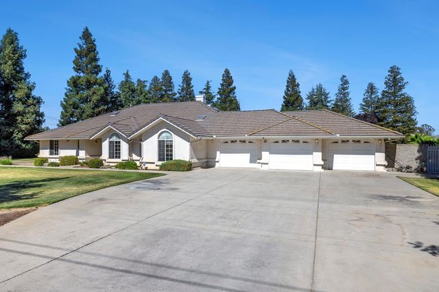 16673 La Canada Road, Madera, CA 93636