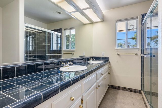 16673 La Canada Road, Madera, CA 93636