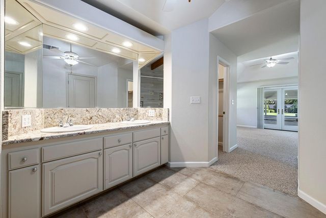 16673 La Canada Road, Madera, CA 93636