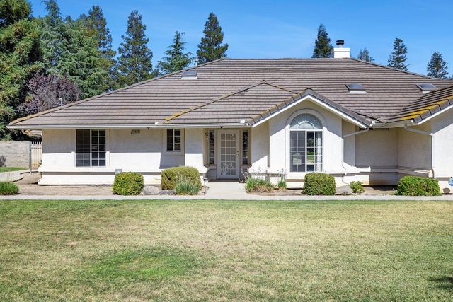 16673 La Canada Road, Madera, CA 93636