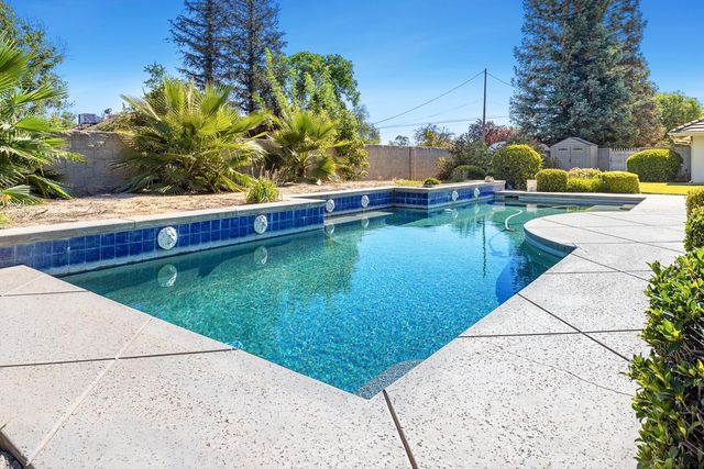 16673 La Canada Road, Madera, CA 93636