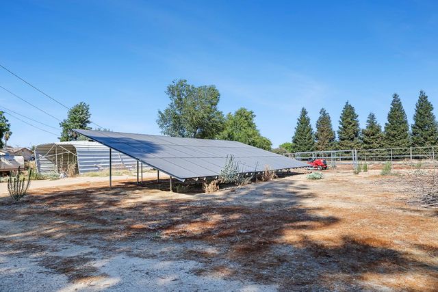 16673 La Canada Road, Madera, CA 93636