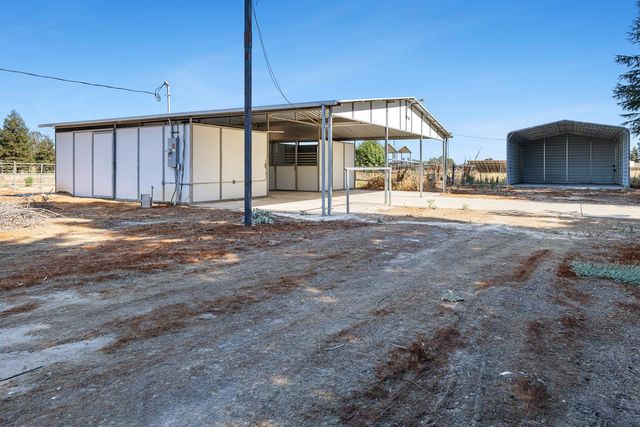 16673 La Canada Road, Madera, CA 93636