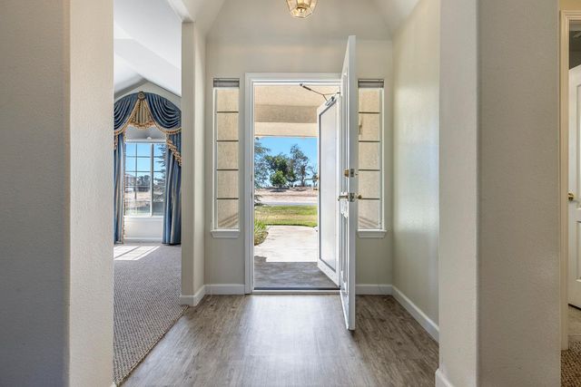 16673 La Canada Road, Madera, CA 93636