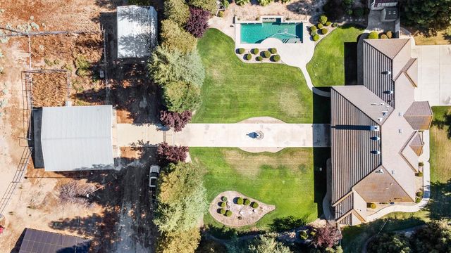 16673 La Canada Road, Madera, CA 93636