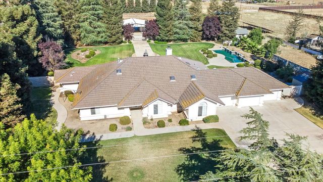 16673 La Canada Road, Madera, CA 93636