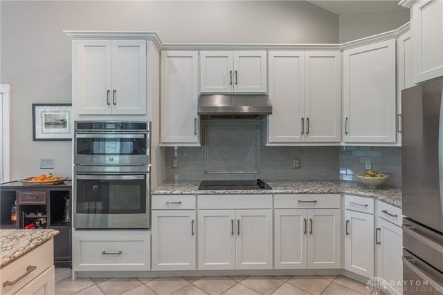2811 River Edge Circle, Sugarcreek Twp, OH 45370