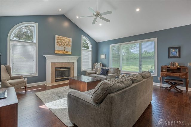 2811 River Edge Circle, Sugarcreek Twp, OH 45370