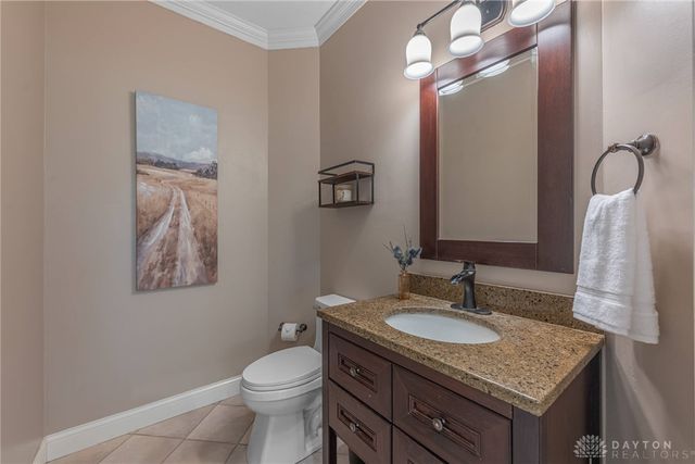 2811 River Edge Circle, Sugarcreek Twp, OH 45370