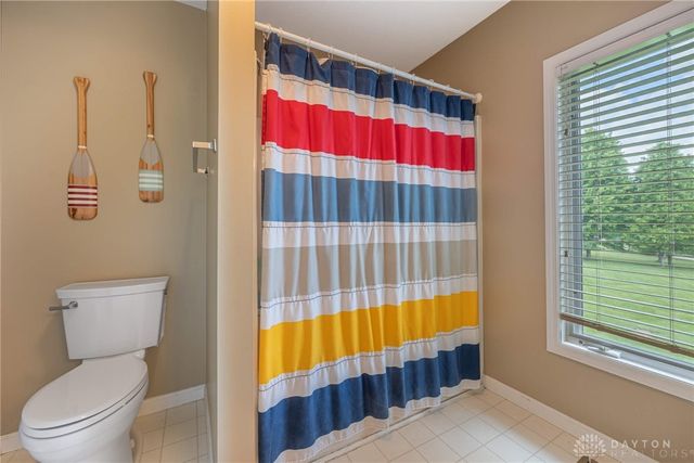 2811 River Edge Circle, Sugarcreek Twp, OH 45370
