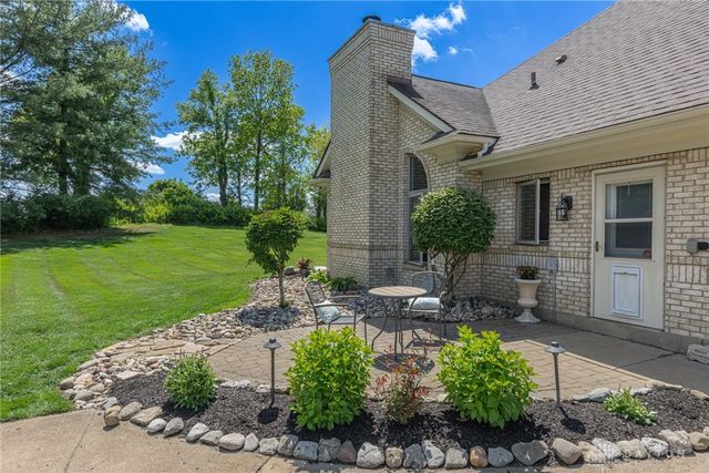 2811 River Edge Circle, Sugarcreek Twp, OH 45370
