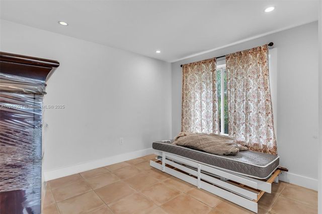 10930 SW 75th St, Miami, FL 33173