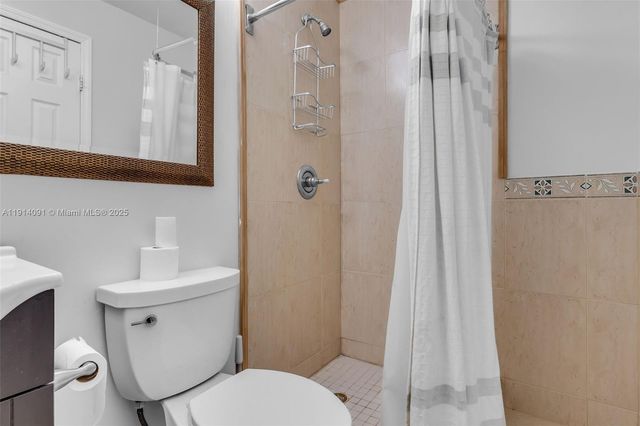 10930 SW 75th St, Miami, FL 33173