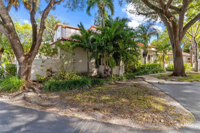 10930 SW 75th St, Miami, FL 33173