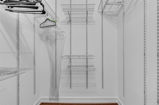 10930 SW 75th St, Miami, FL 33173