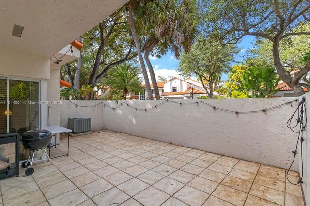 10930 SW 75th St, Miami, FL 33173