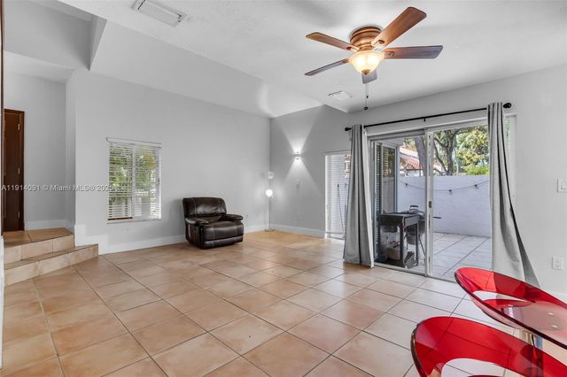 10930 SW 75th St, Miami, FL 33173