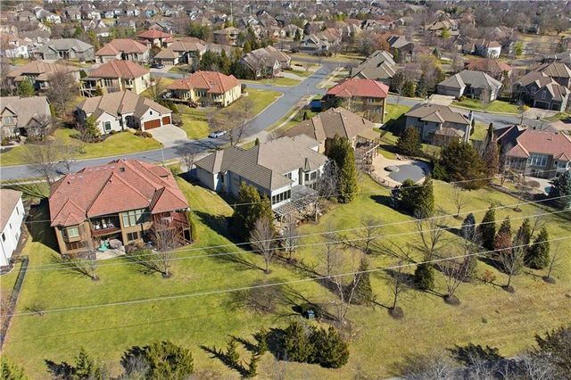 11007 W 145th Place, Overland Park, KS 66221