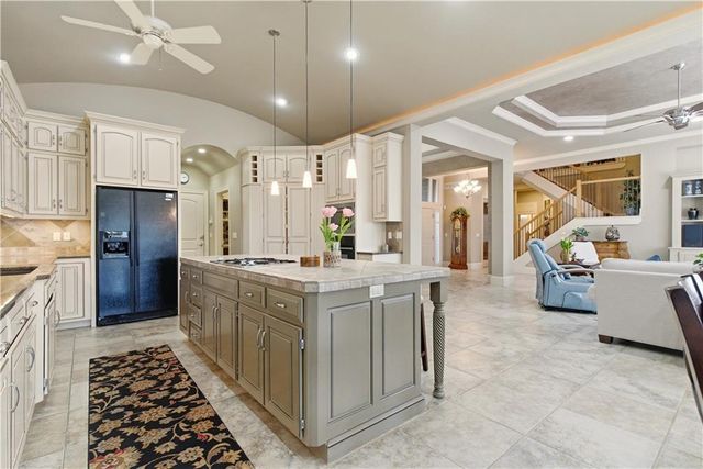 11007 W 145th Place, Overland Park, KS 66221