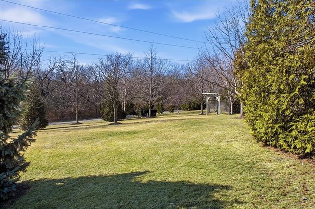 11007 W 145th Place, Overland Park, KS 66221