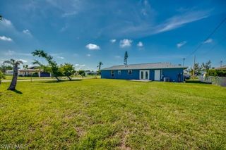 315 SE 22nd TER, Cape Coral, FL 33990