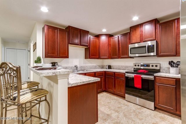 806 OAK Street, Green Cove Springs, FL 32043