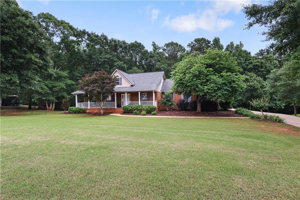337 Mckibben Drive, Locust Grove, GA 30248