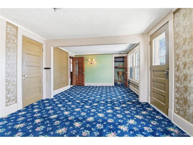 9490 Spruce Mountain Rd, Larkspur, CO 80118