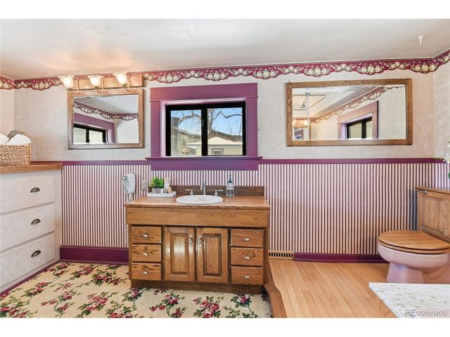 9490 Spruce Mountain Rd, Larkspur, CO 80118