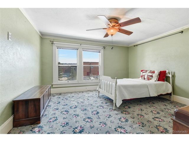 9490 Spruce Mountain Rd, Larkspur, CO 80118