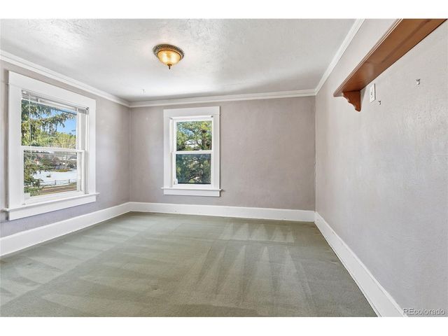 9490 Spruce Mountain Rd, Larkspur, CO 80118