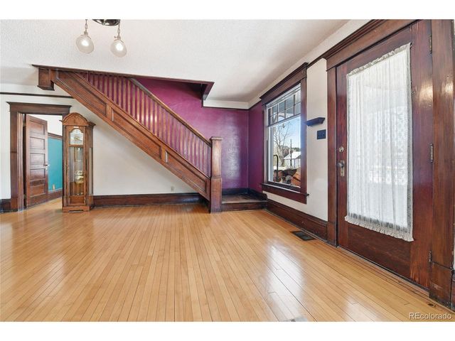 9490 Spruce Mountain Rd, Larkspur, CO 80118
