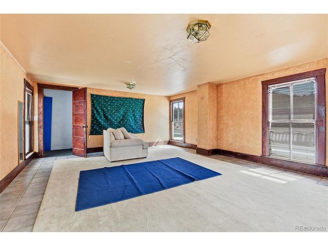 9490 Spruce Mountain Rd, Larkspur, CO 80118